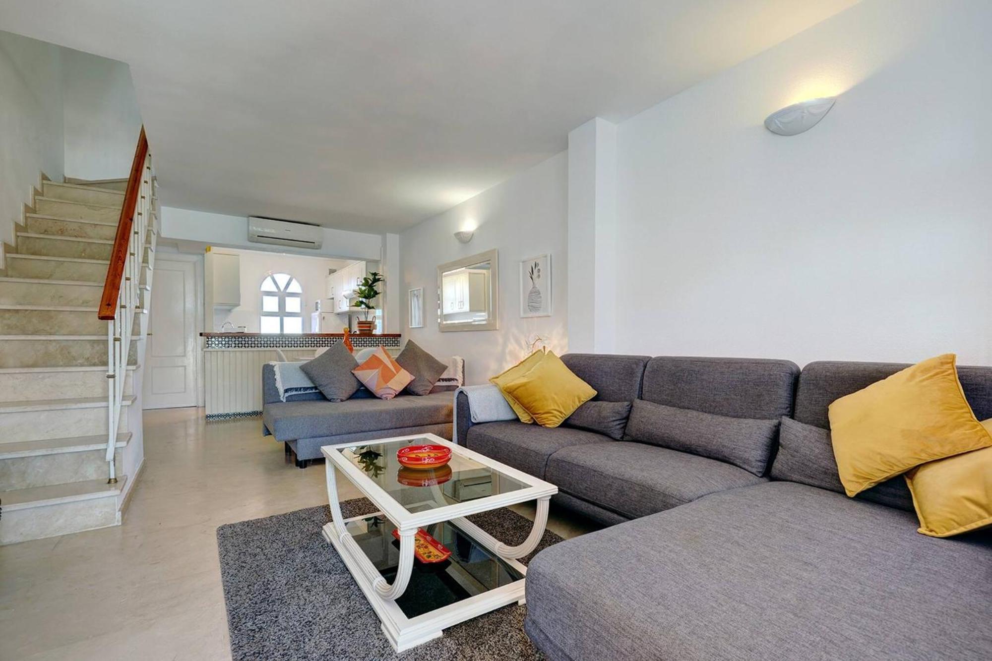 042 Classic 2 Bed Andalusian Townhouse 500M From Beach Михас Екстериор снимка