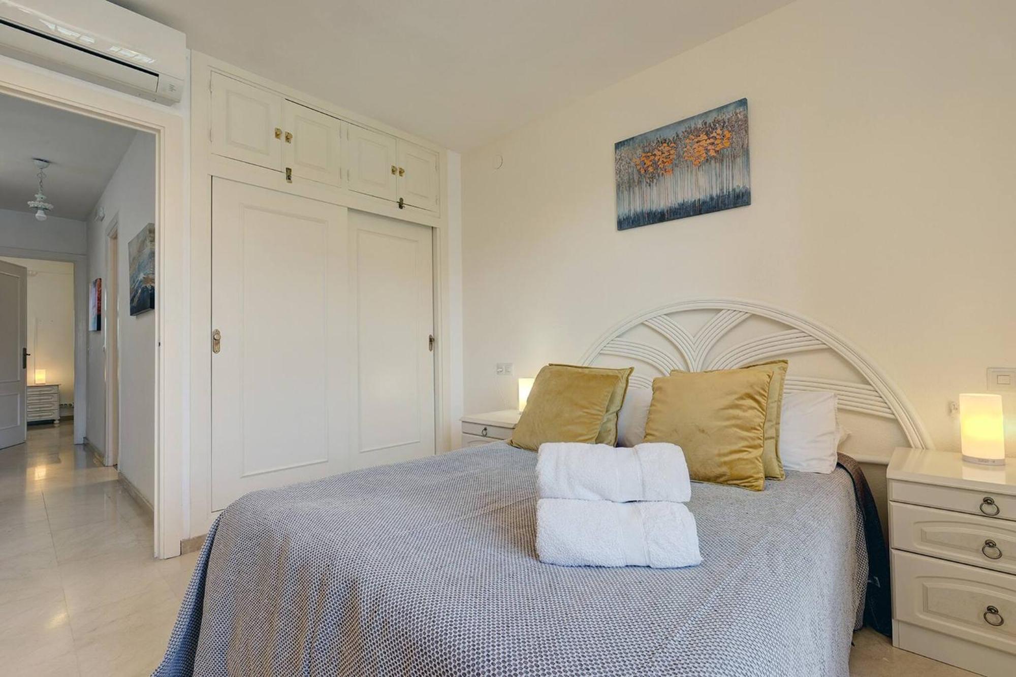 042 Classic 2 Bed Andalusian Townhouse 500M From Beach Михас Екстериор снимка
